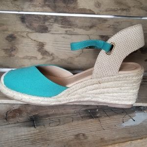 journee collection ashlyn espadrille wedge sandal